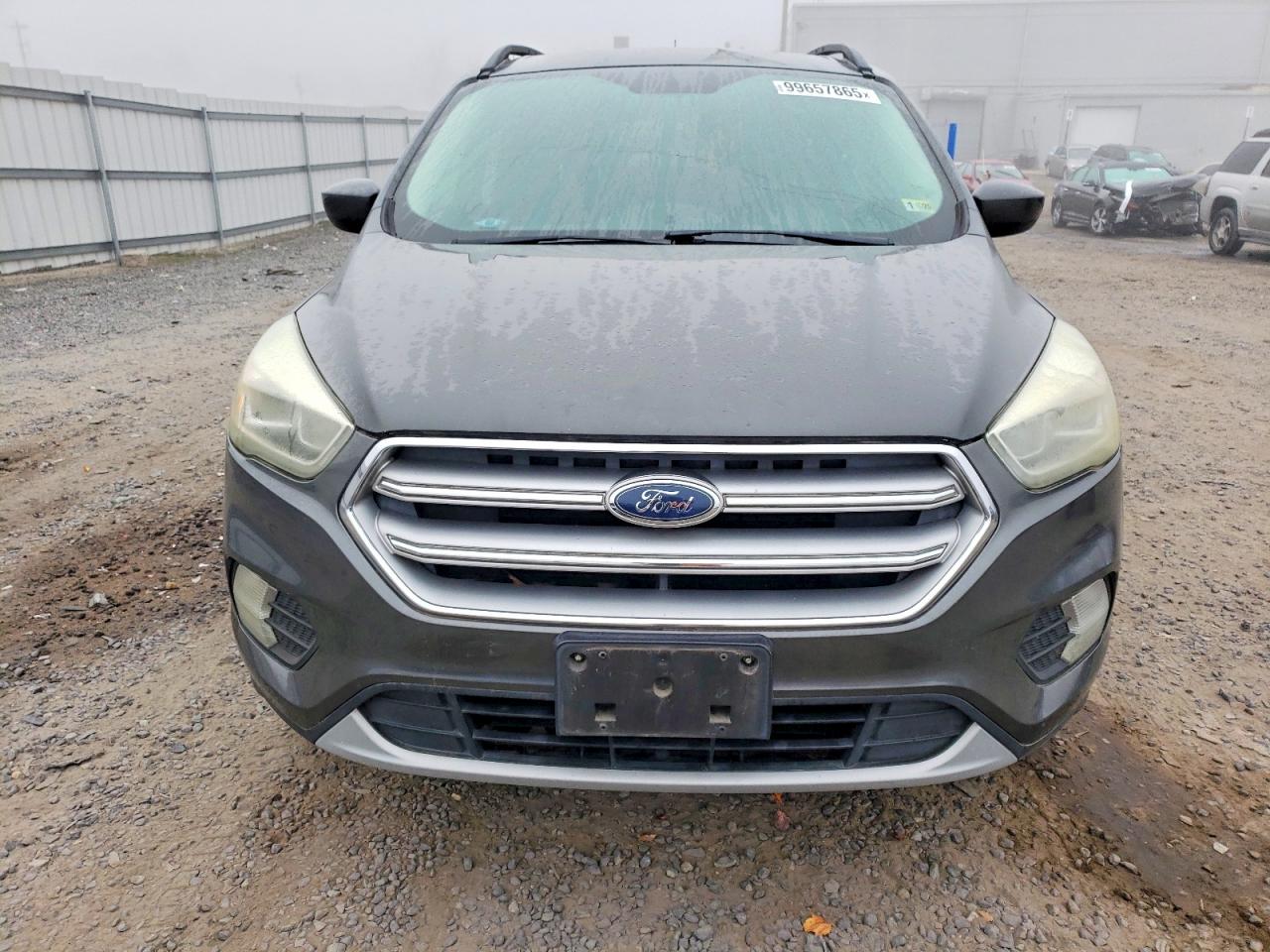 2017 FORD ESCAPE SE photo 5