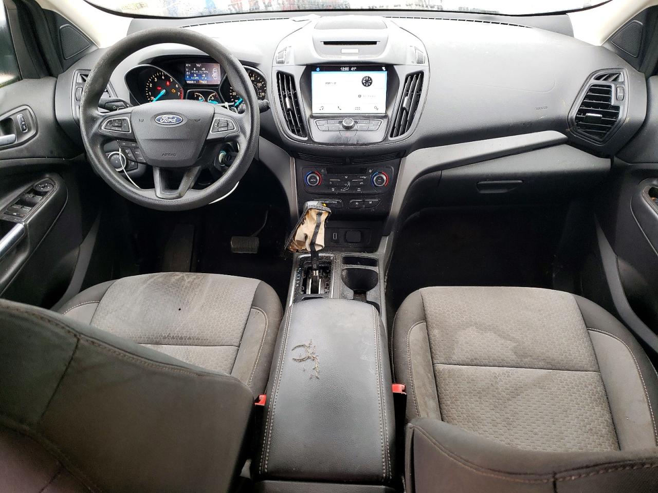 2017 FORD ESCAPE SE photo 8