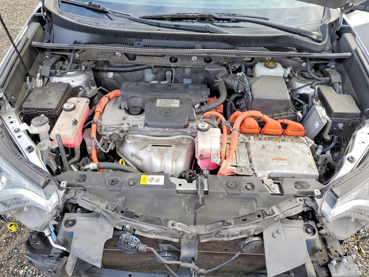 2016 TOYOTA RAV4 HV XLE photo 12