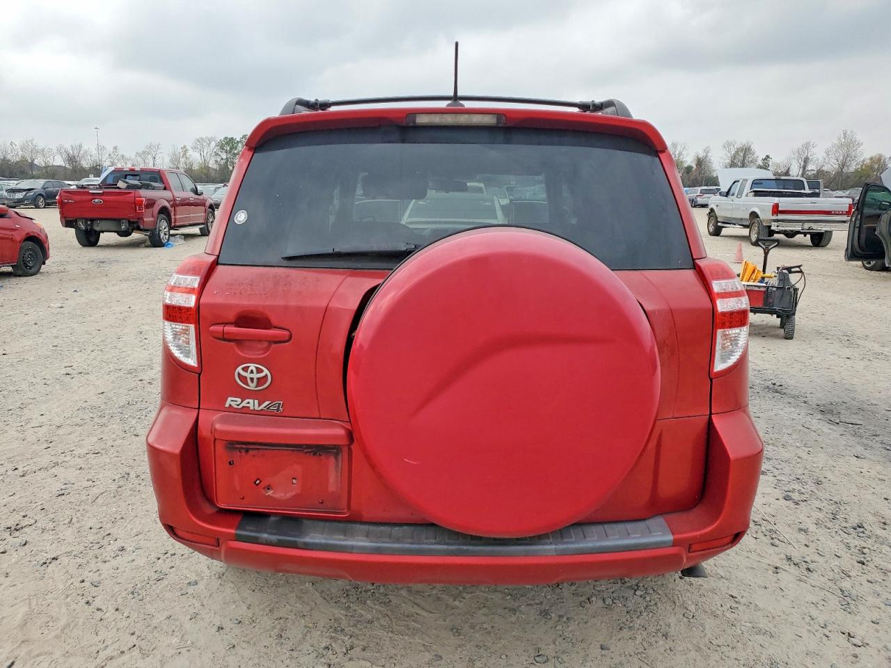 2011 TOYOTA RAV4 photo 6
