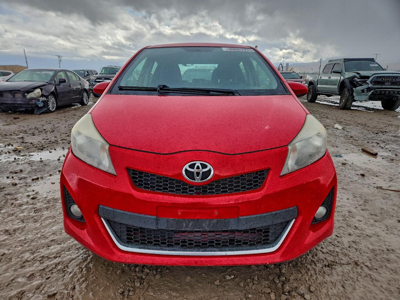 2012 TOYOTA YARIS photo 5