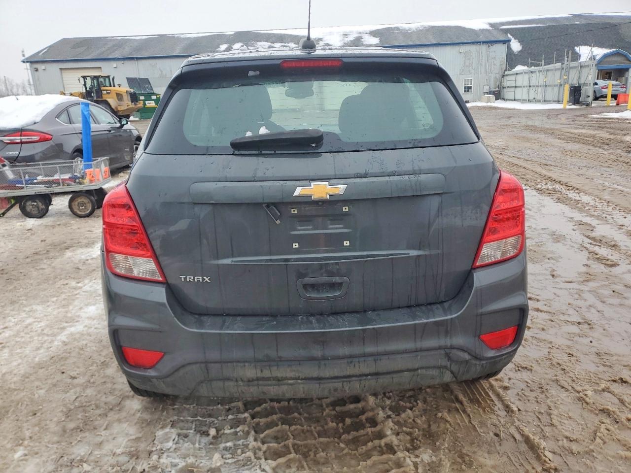2019 CHEVROLET TRAX LS photo 6