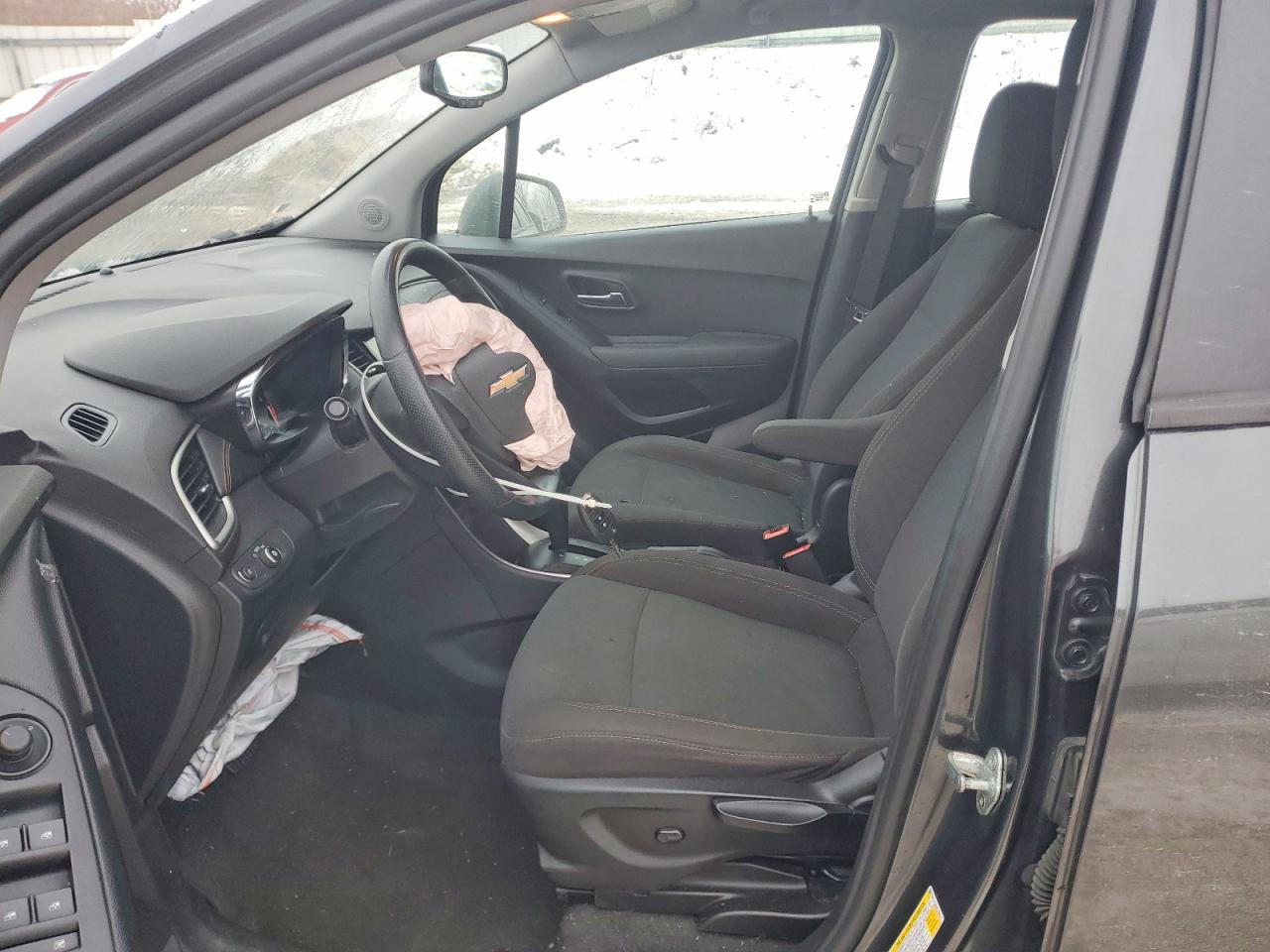 2019 CHEVROLET TRAX LS photo 7