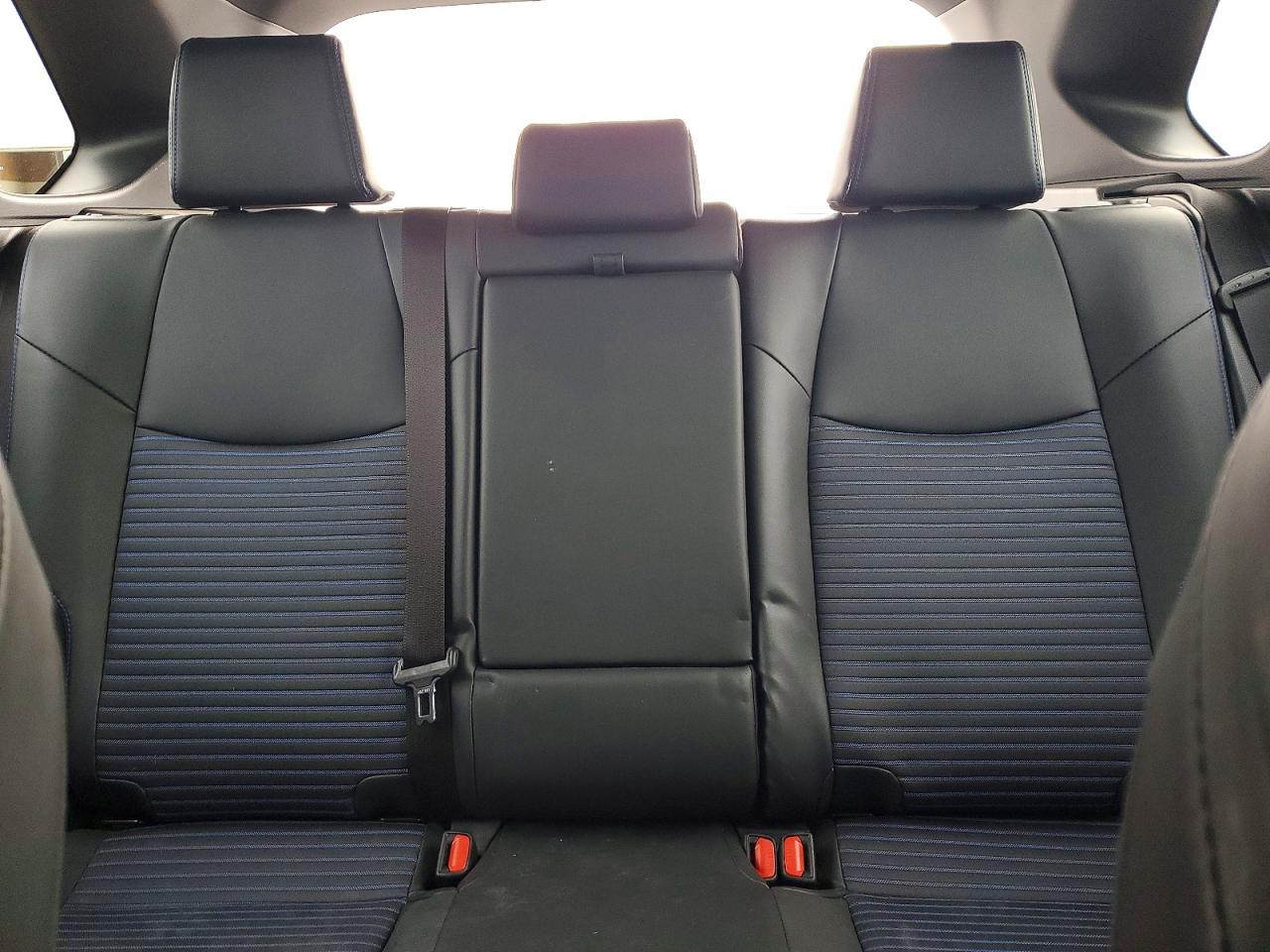 2025 TOYOTA RAV4 XSE photo 10