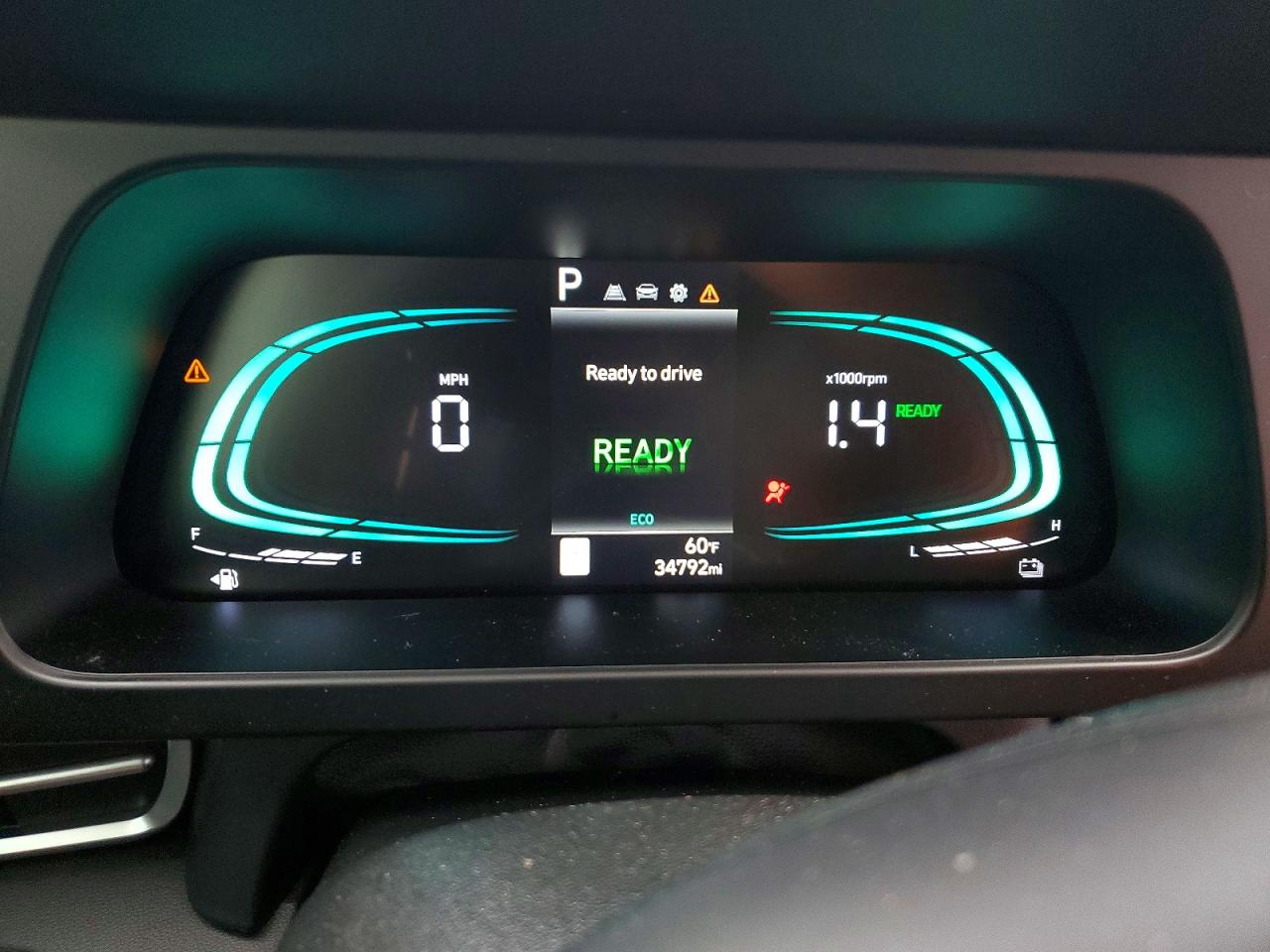 2025 HYUNDAI ELANTRA BLUE photo 9
