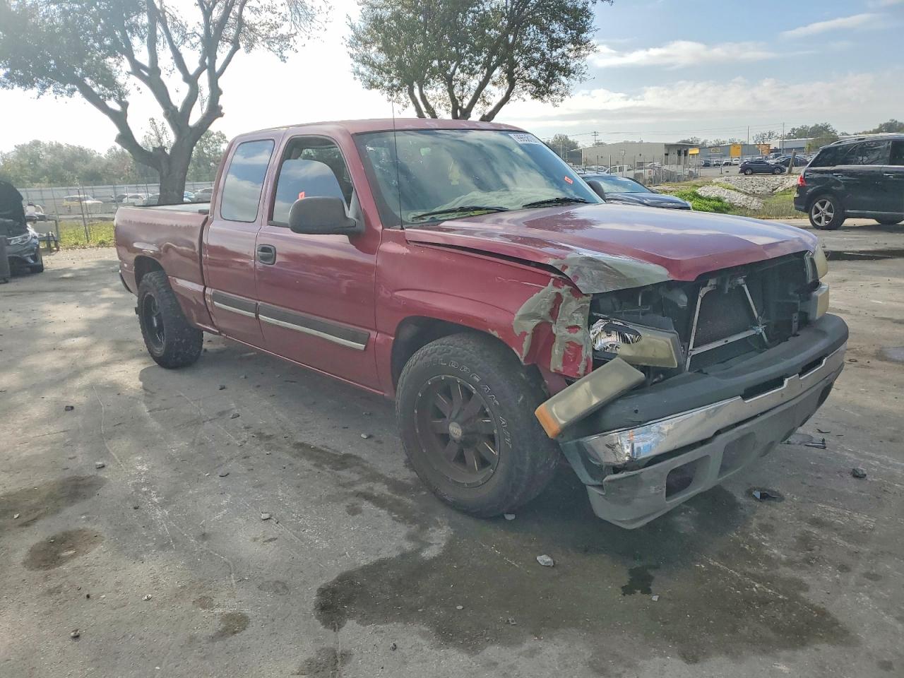 2004 CHEVROLET SILVERADO C1500 photo 4