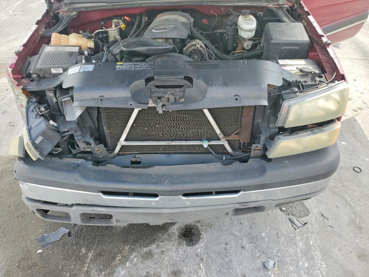 2004 CHEVROLET SILVERADO C1500 photo 11