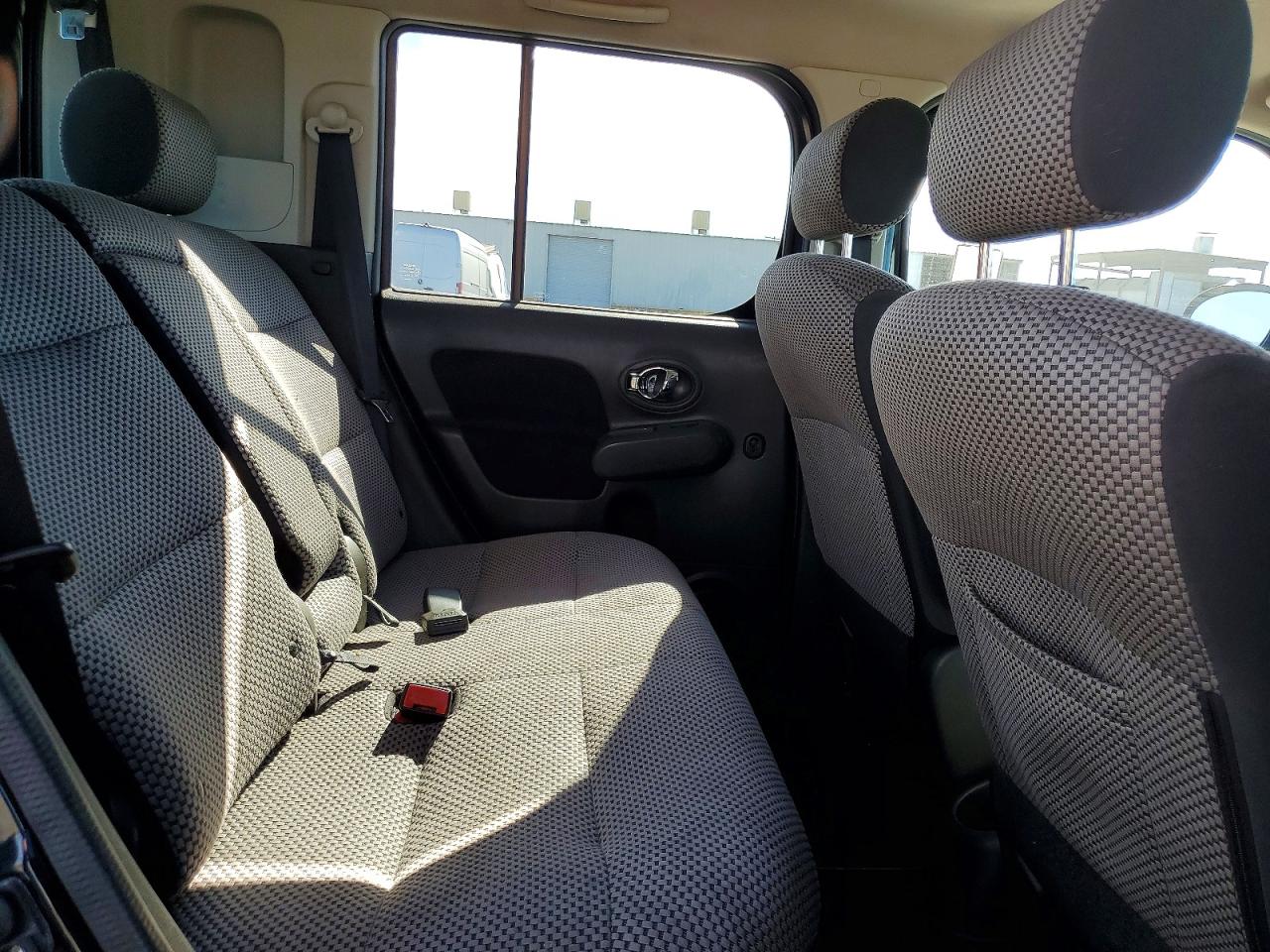 2010 NISSAN CUBE BASE photo 10