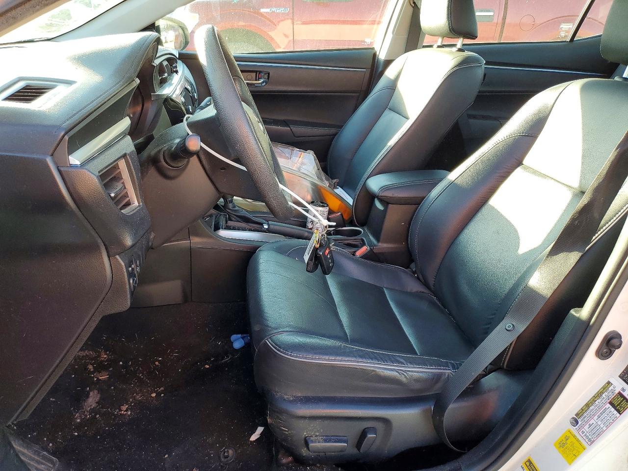 2015 TOYOTA COROLLA L photo 7