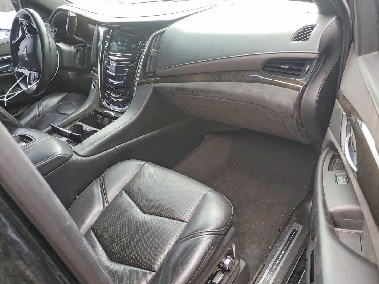 2016 CADILLAC ESCALADE ESV PLATINUM photo 8