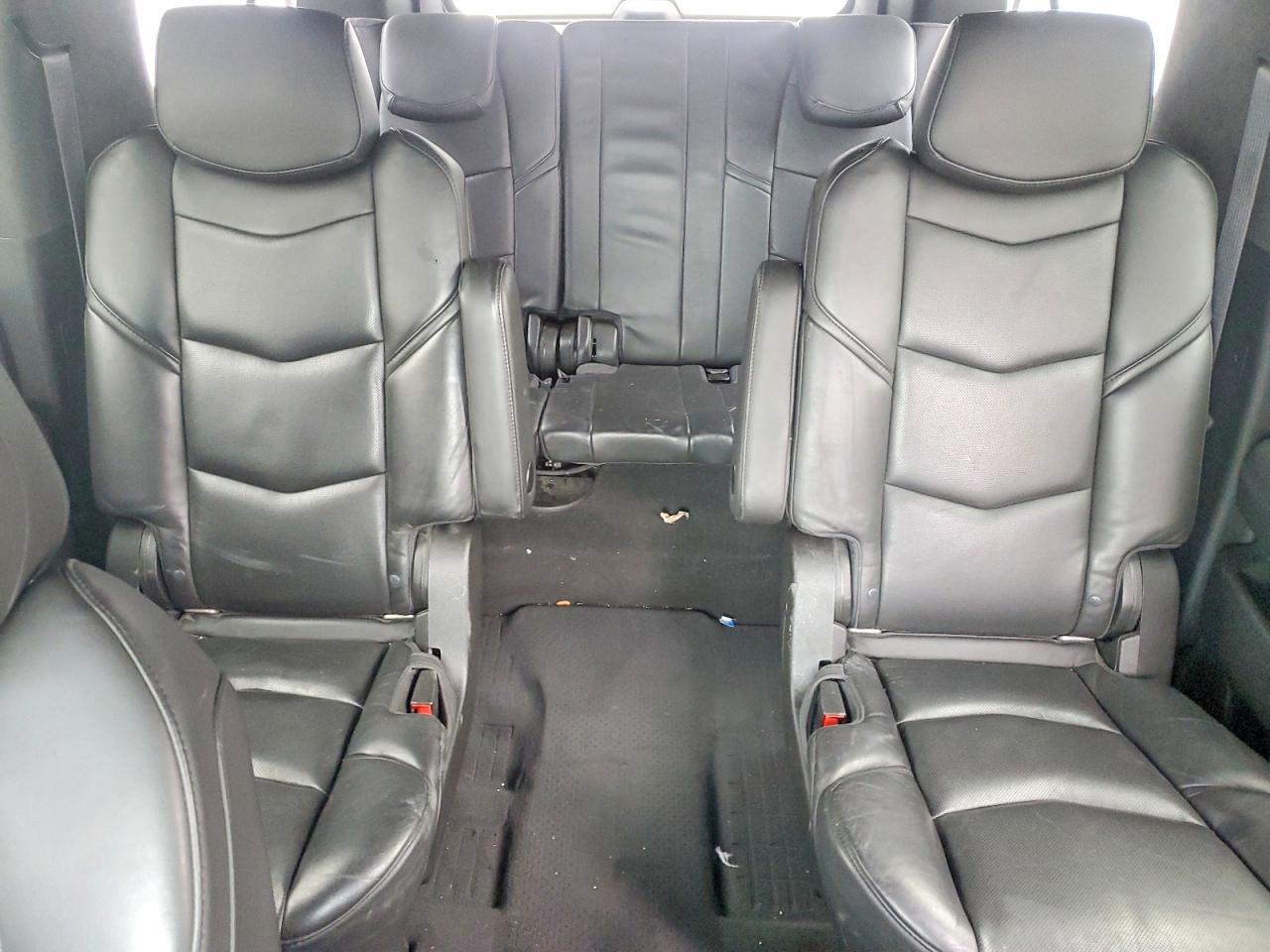 2016 CADILLAC ESCALADE ESV PLATINUM photo 10