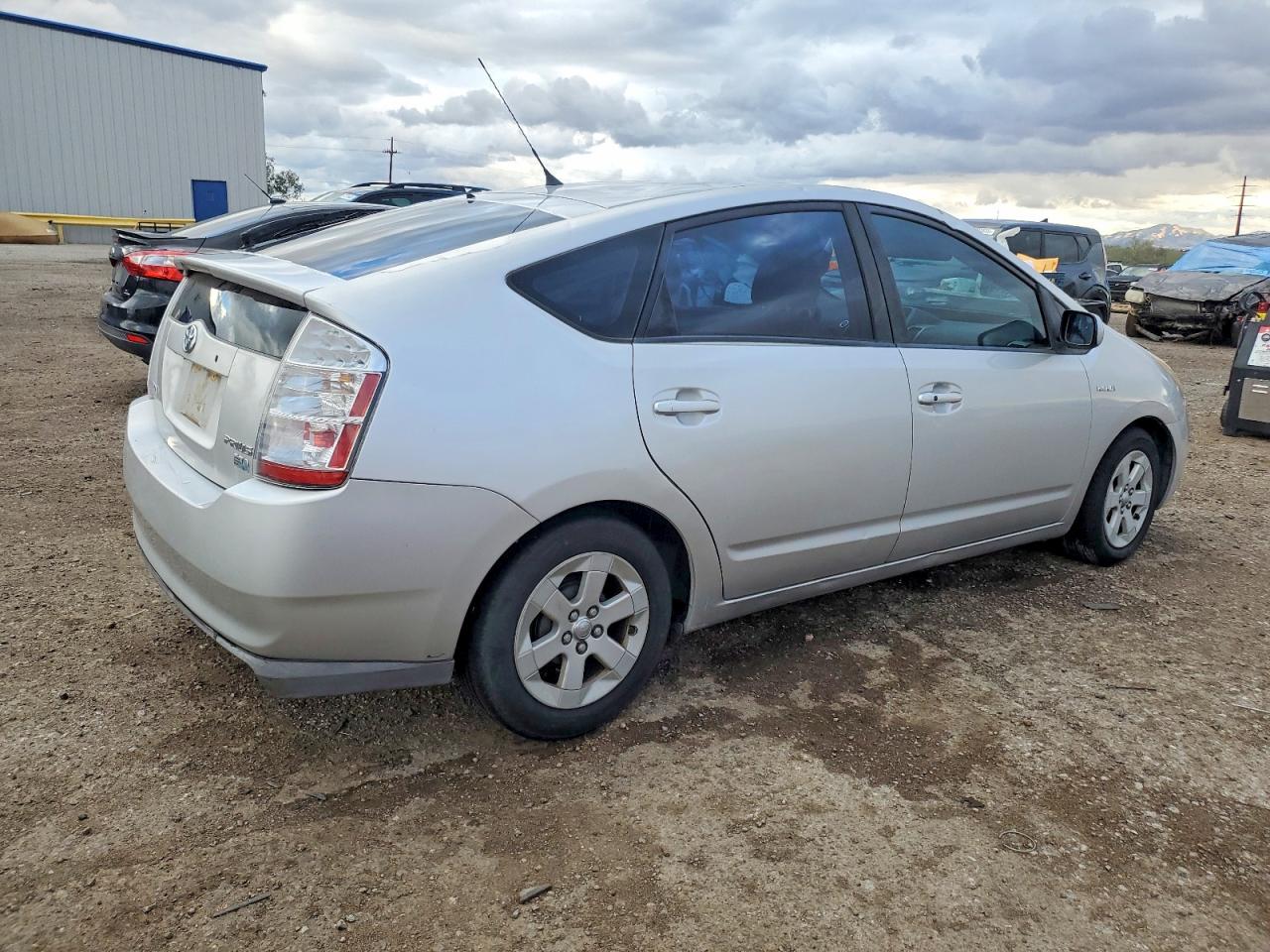 2009 TOYOTA PRIUS photo 3