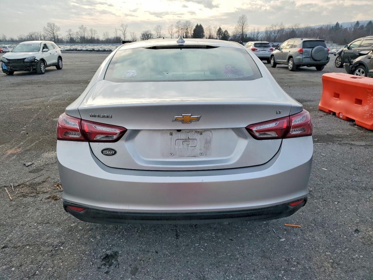 2022 CHEVROLET MALIBU LT photo 6