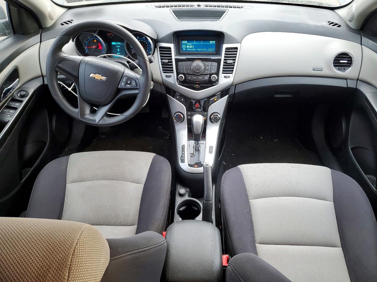 2014 CHEVROLET CRUZE LS photo 8