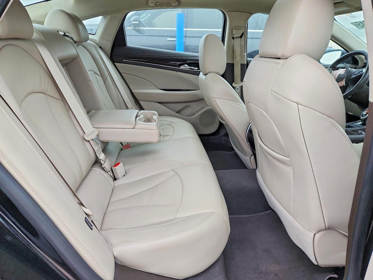 2017 BUICK LACROSSE PREMIUM photo 10