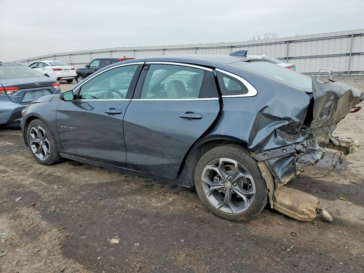 2020 CHEVROLET MALIBU LT photo 2