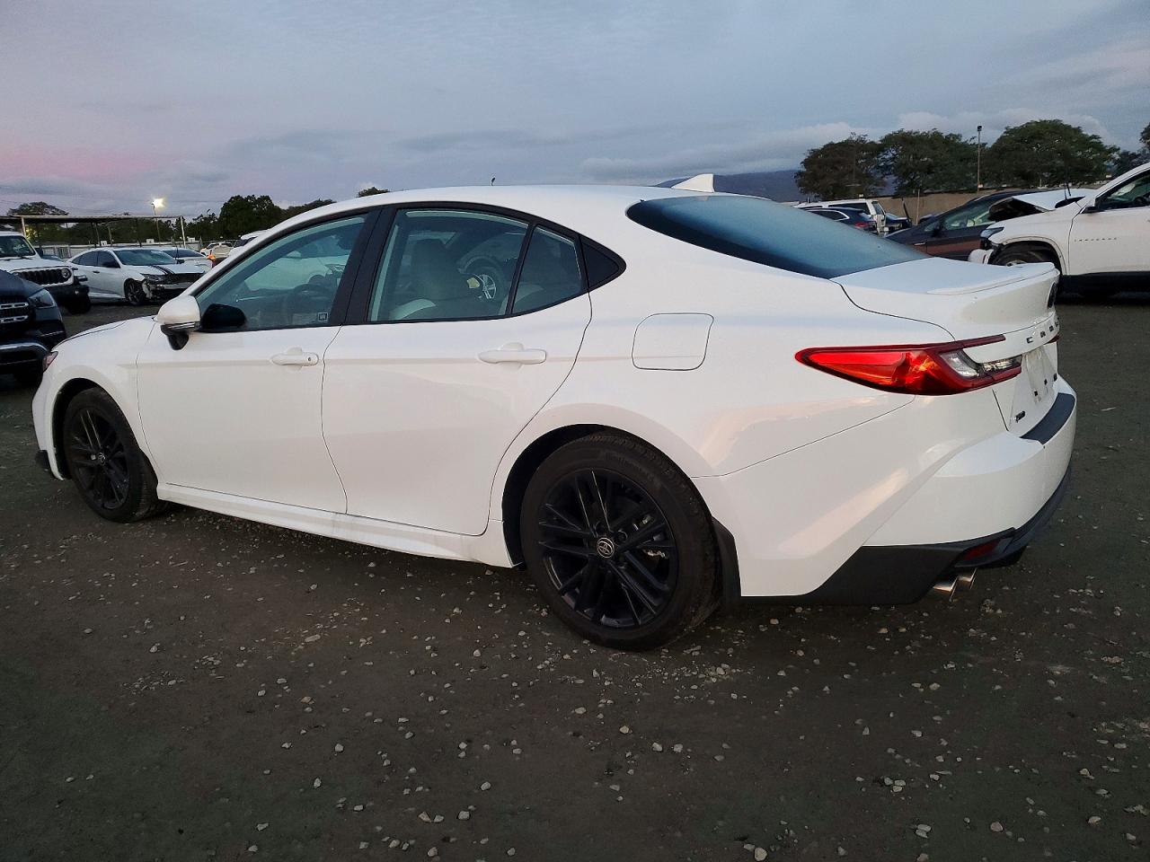 2025 TOYOTA CAMRY SE photo 2