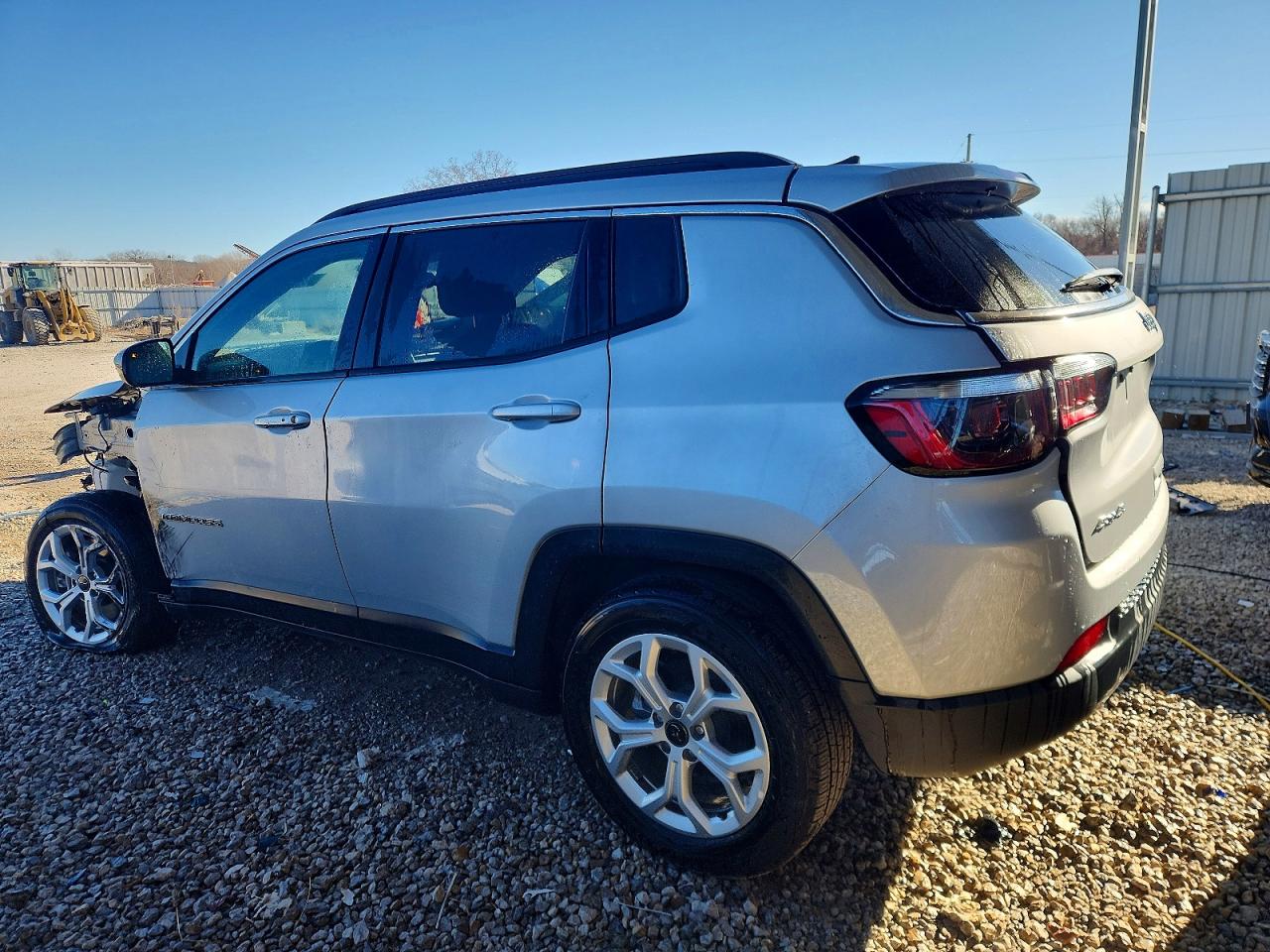 2025 JEEP COMPASS LATITUDE photo 2