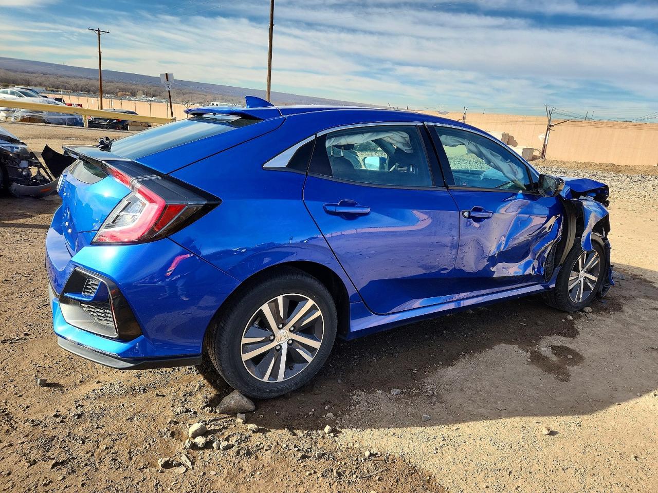 2020 HONDA CIVIC LX photo 3