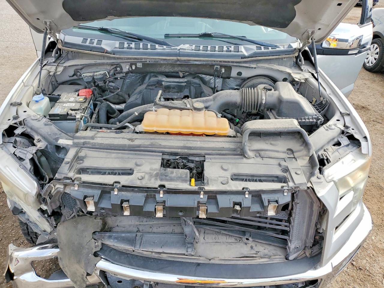 2015 FORD F150 SUPERCREW photo 11