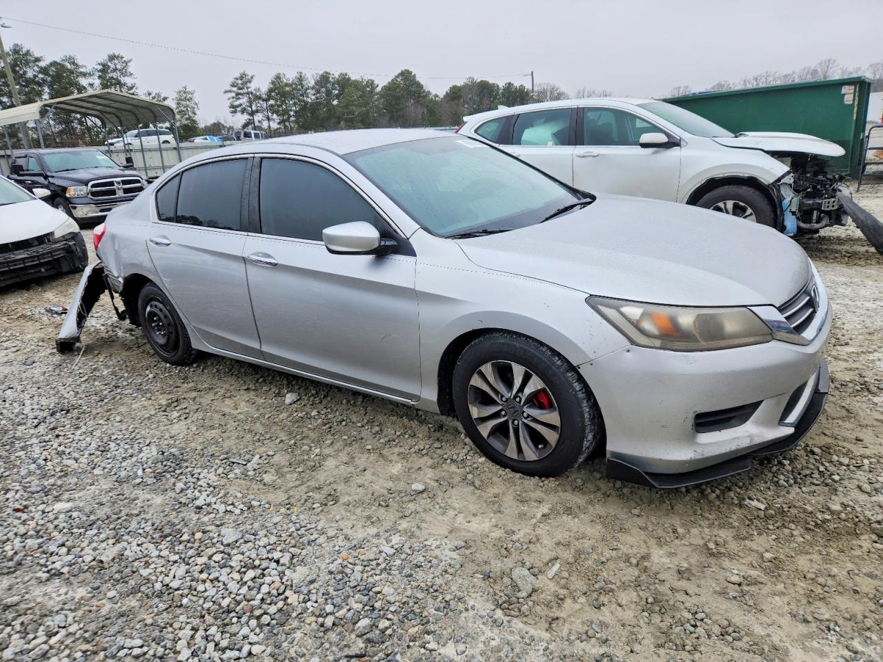 2013 HONDA ACCORD LX photo 4
