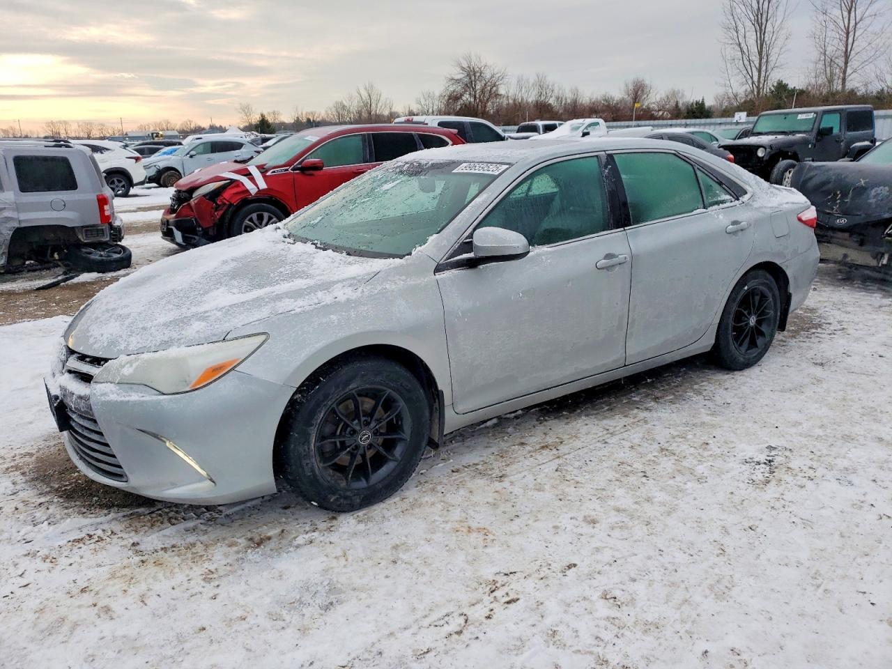 2016 TOYOTA CAMRY