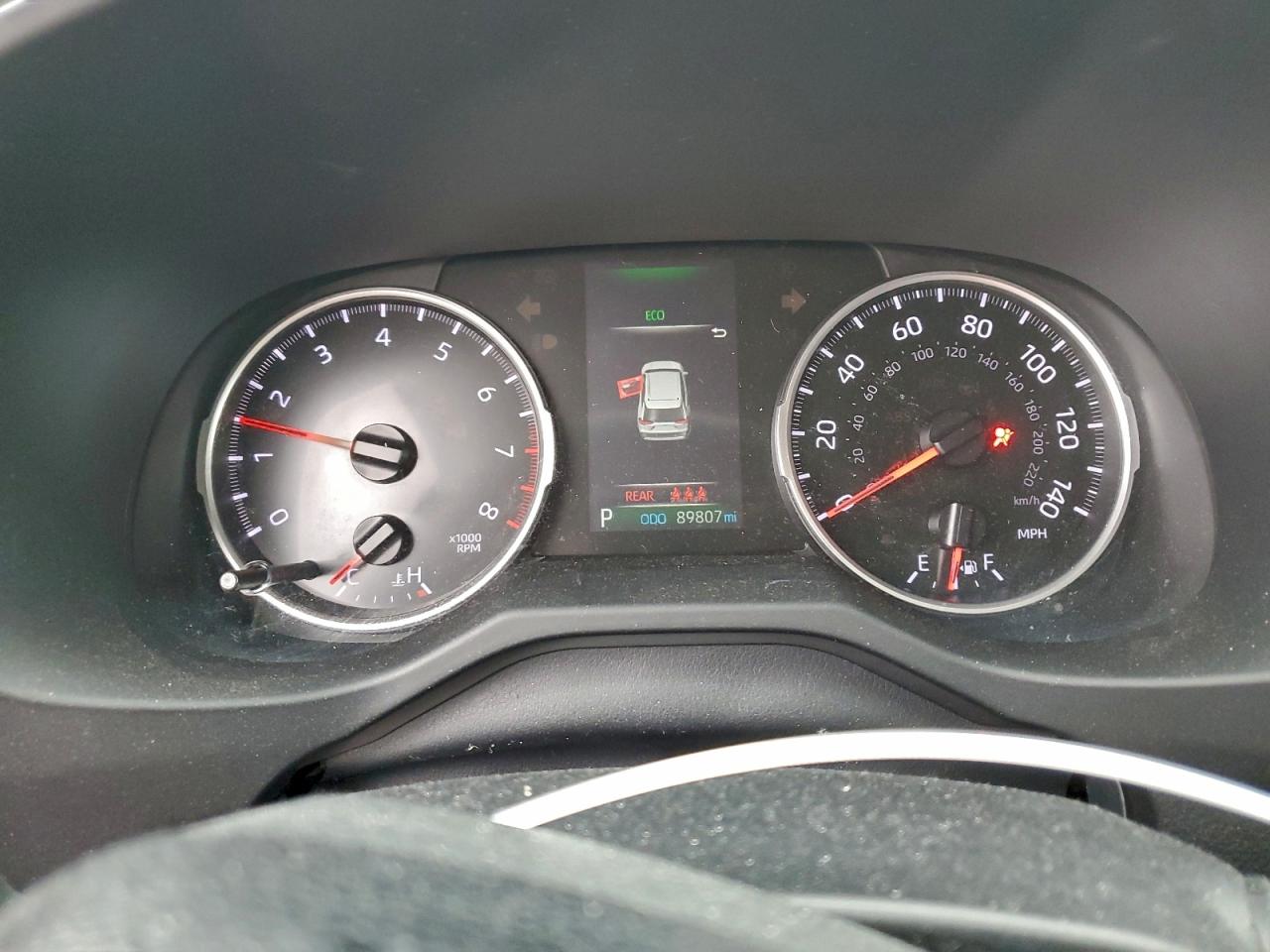 2021 TOYOTA RAV4 LE photo 9