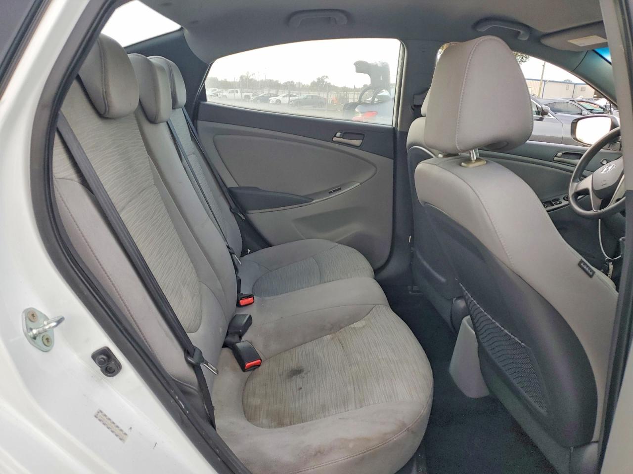 2016 HYUNDAI ACCENT SE photo 28