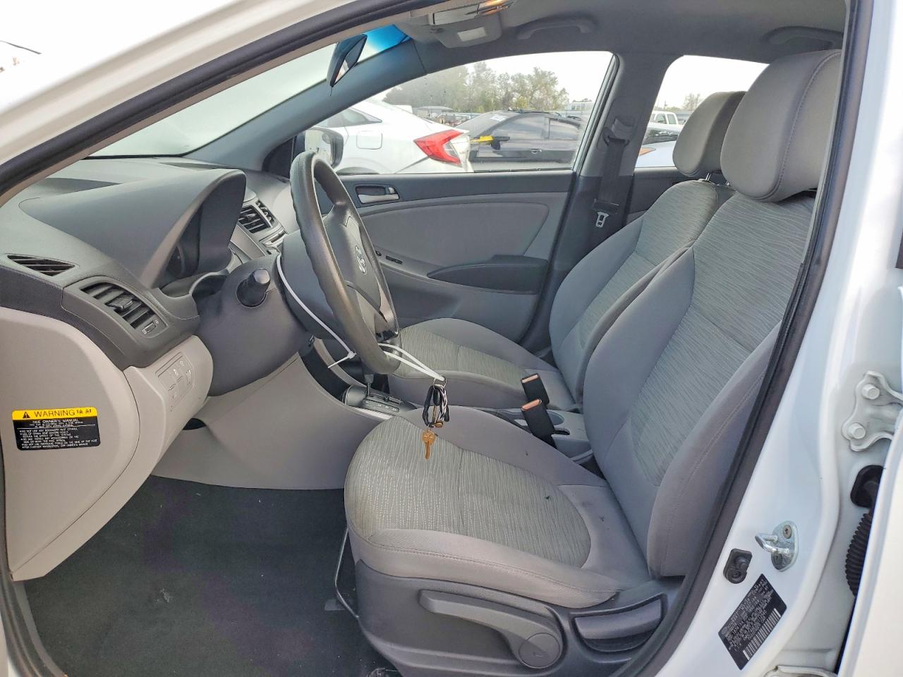 2016 HYUNDAI ACCENT SE photo 19