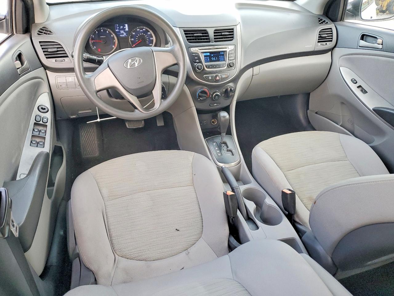2016 HYUNDAI ACCENT SE photo 22