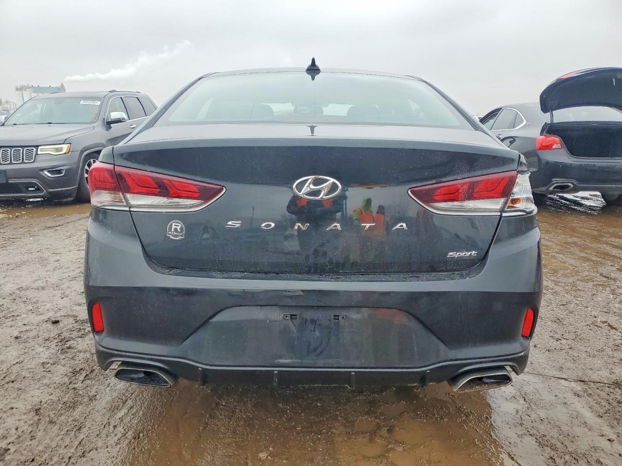 2018 HYUNDAI SONATA SPORT photo 11