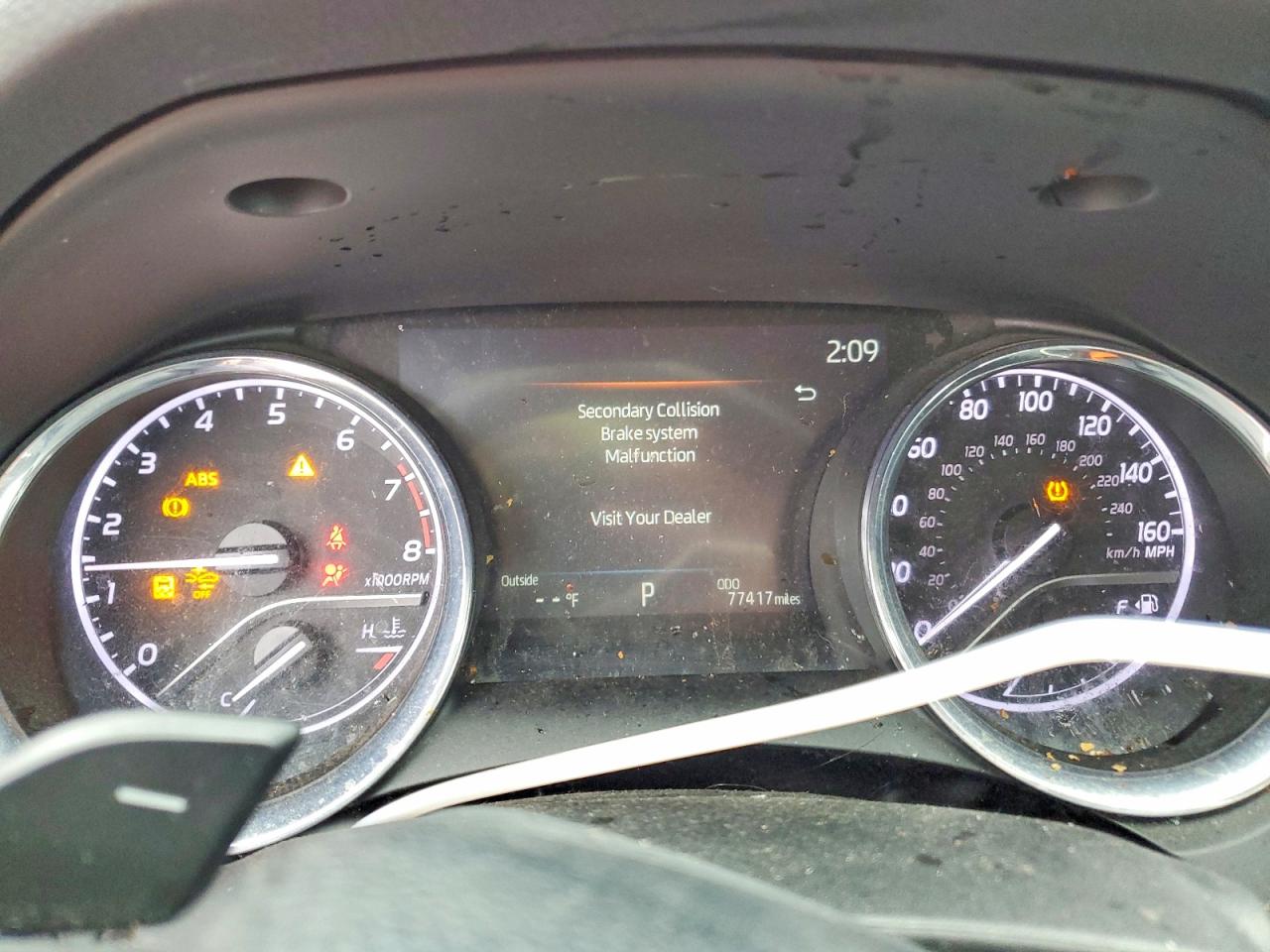 2020 TOYOTA CAMRY SE photo 9