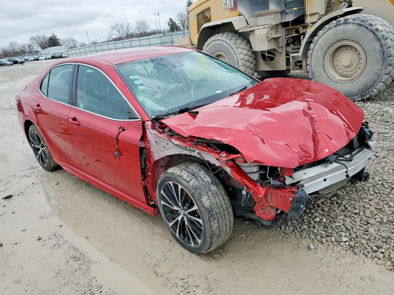 2020 TOYOTA CAMRY SE photo 4