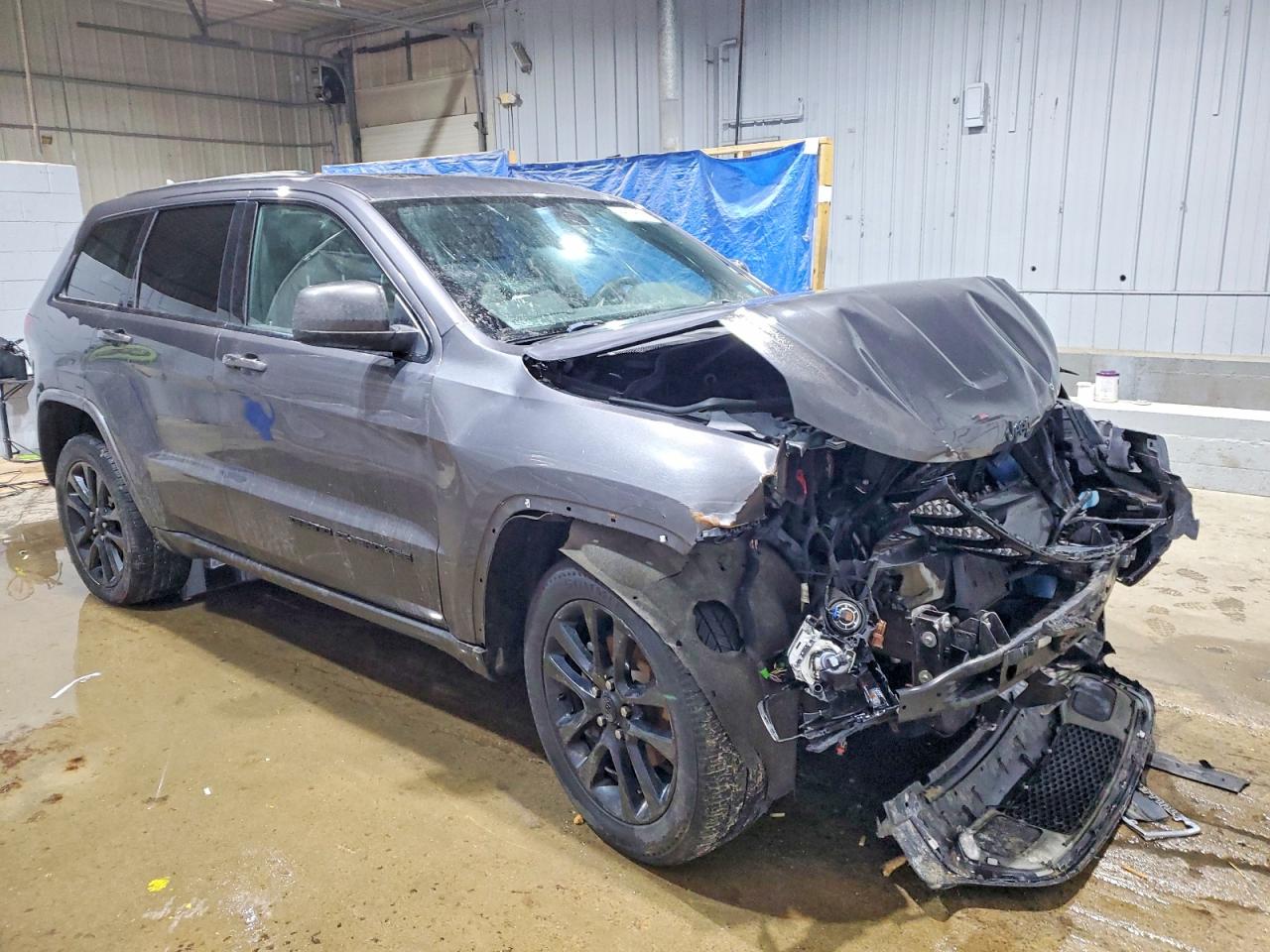 2018 JEEP GRAND CHEROKEE LAREDO photo 4