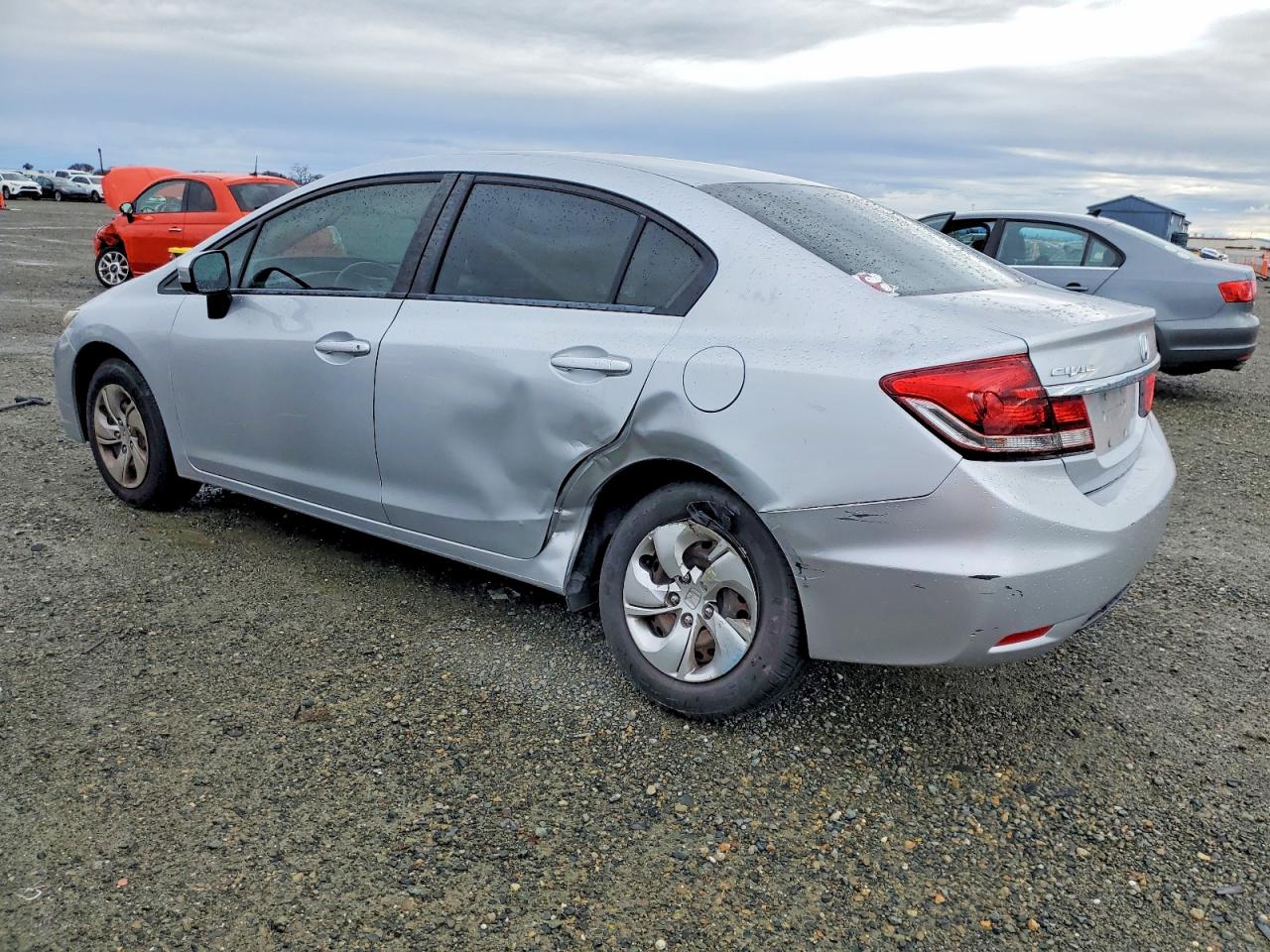 2015 HONDA CIVIC LX photo 2