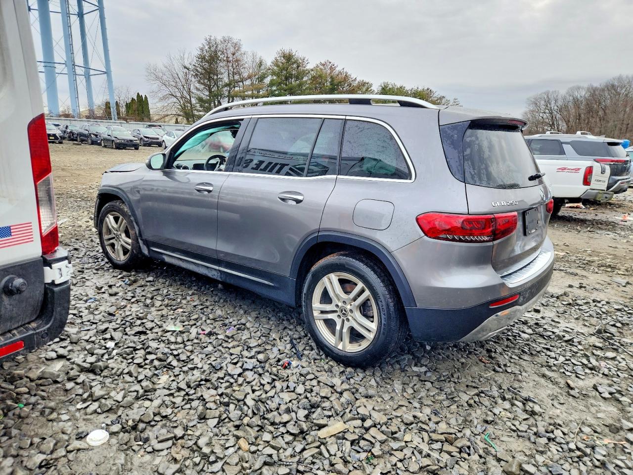 2021 MERCEDES-BENZ GLB 250 4MATIC photo 2