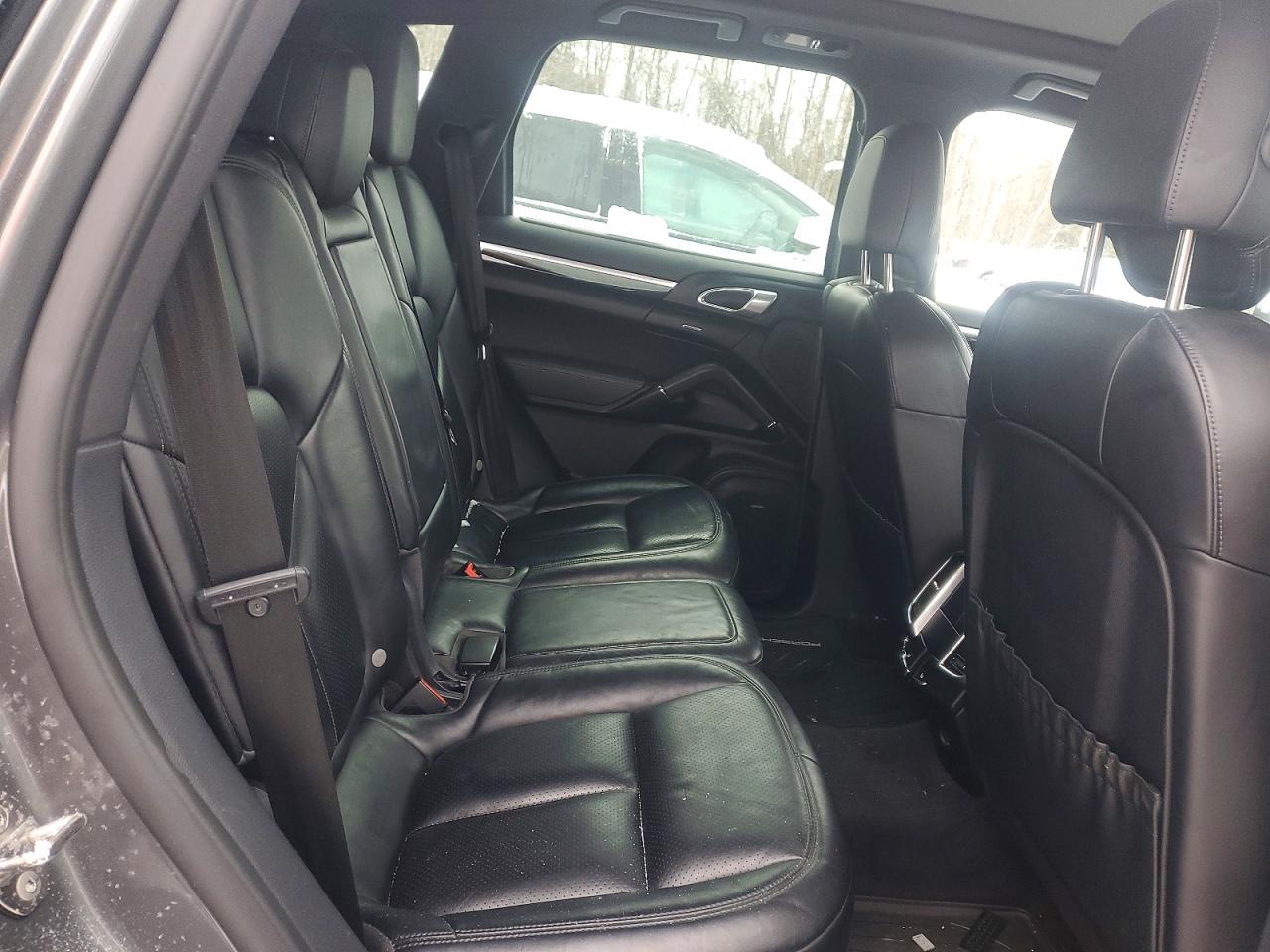 2017 PORSCHE CAYENNE SE HYBRID PLATINUM photo 11