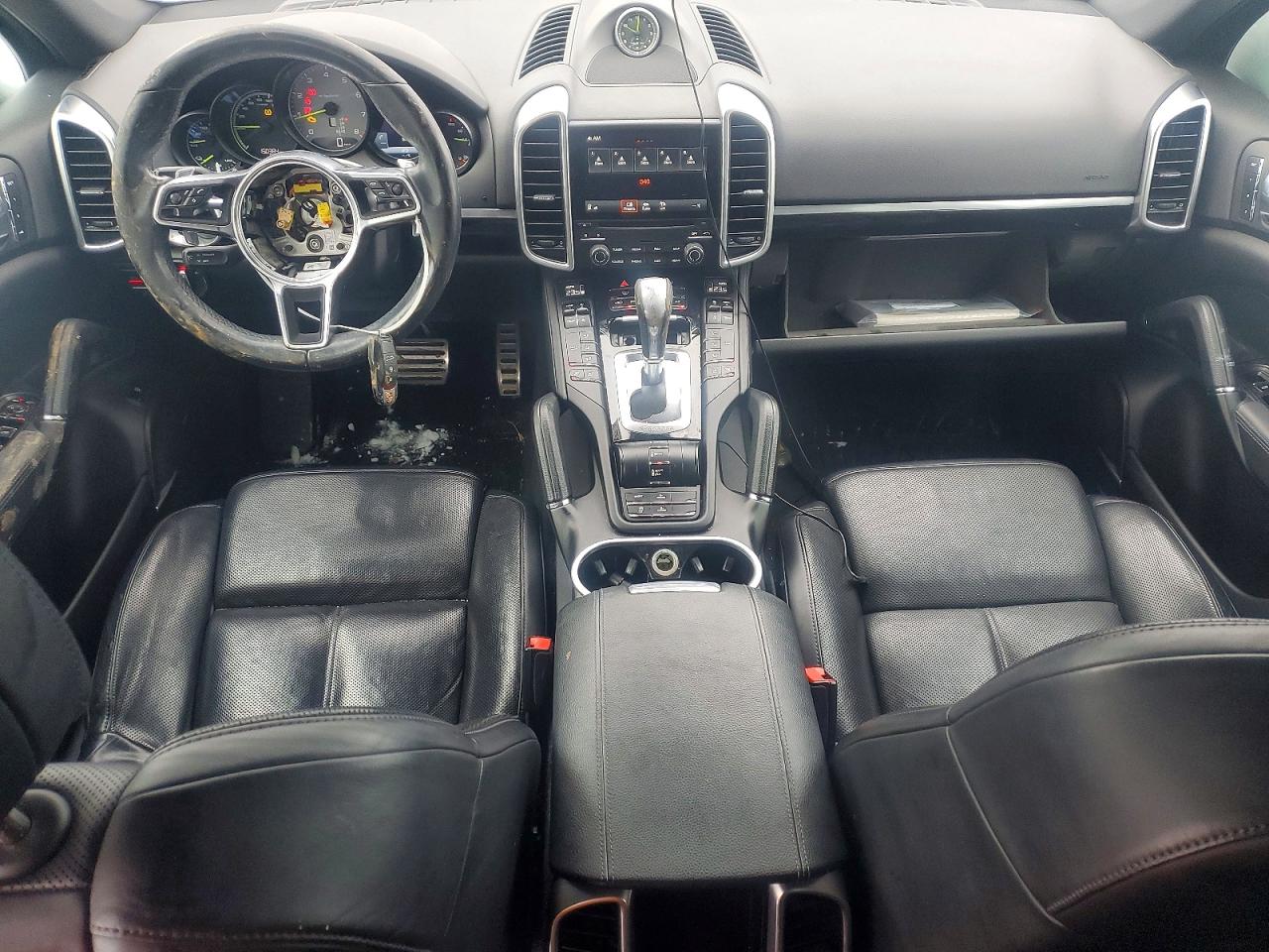 2017 PORSCHE CAYENNE SE HYBRID PLATINUM photo 8