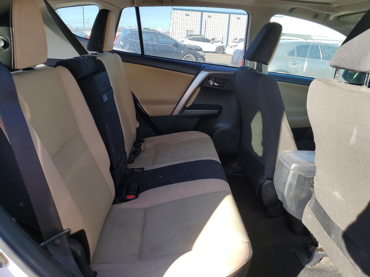 2016 TOYOTA RAV4 HV XLE photo 11