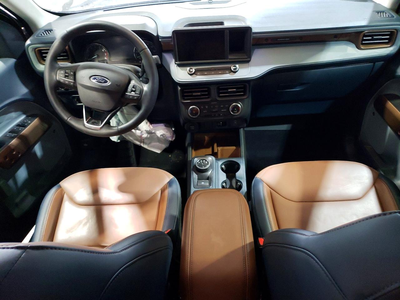 2024 FORD MAVERICK LARIAT photo 8