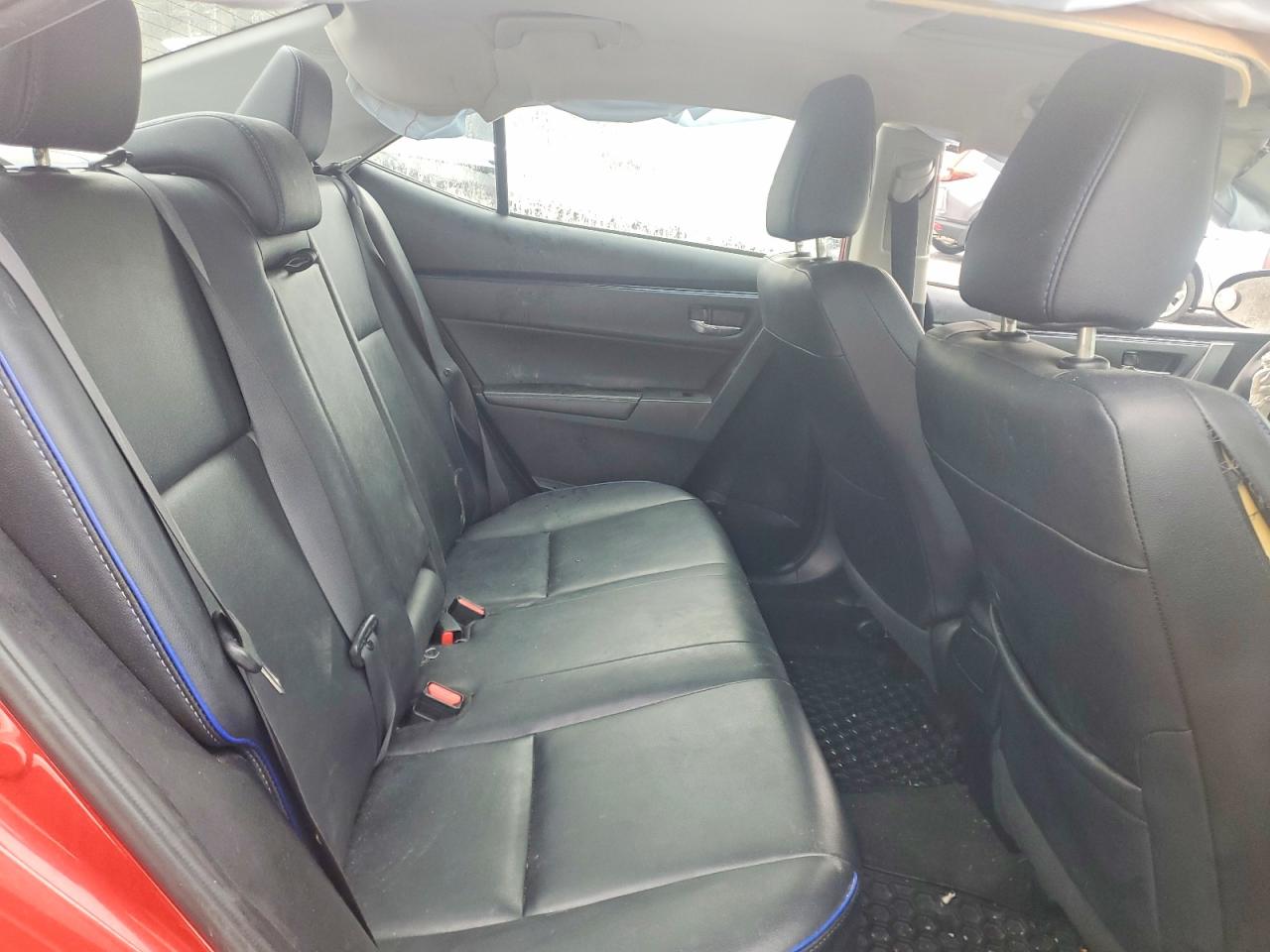 2017 TOYOTA COROLLA L photo 10
