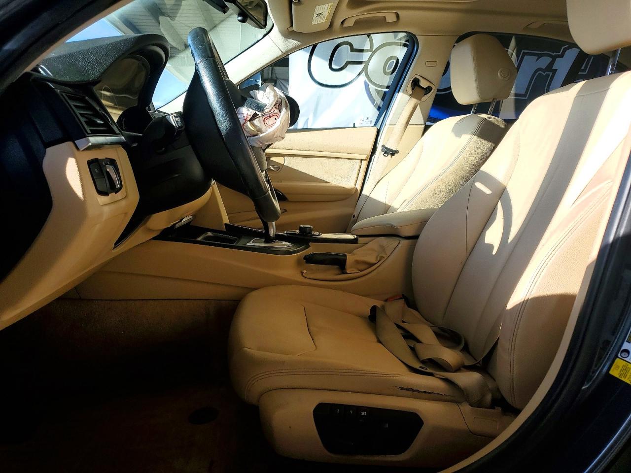 2015 BMW 320 I photo 19