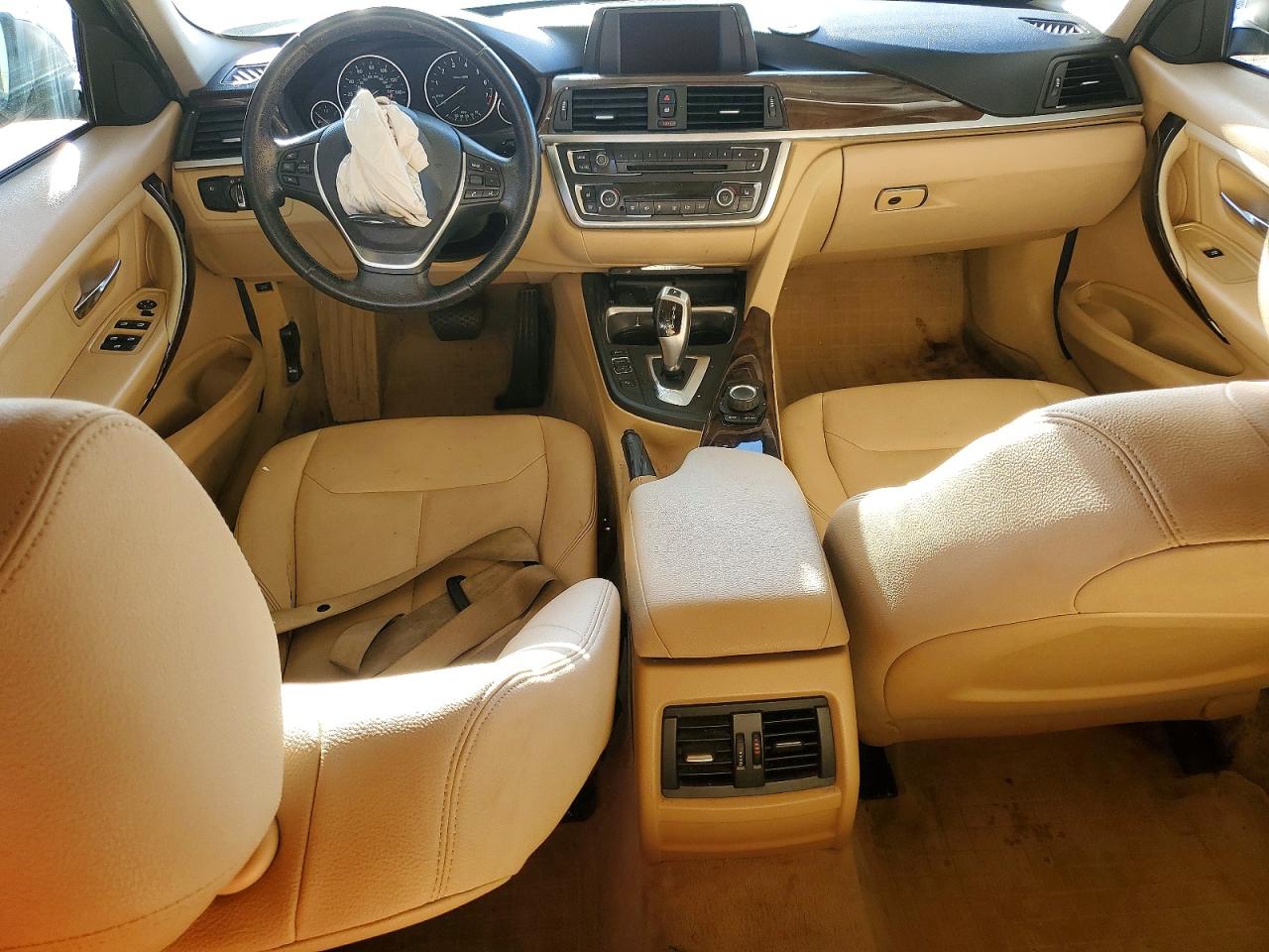 2015 BMW 320 I photo 22