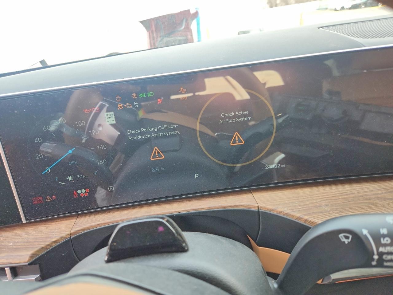2025 HYUNDAI SANTA FE LIMITED photo 9