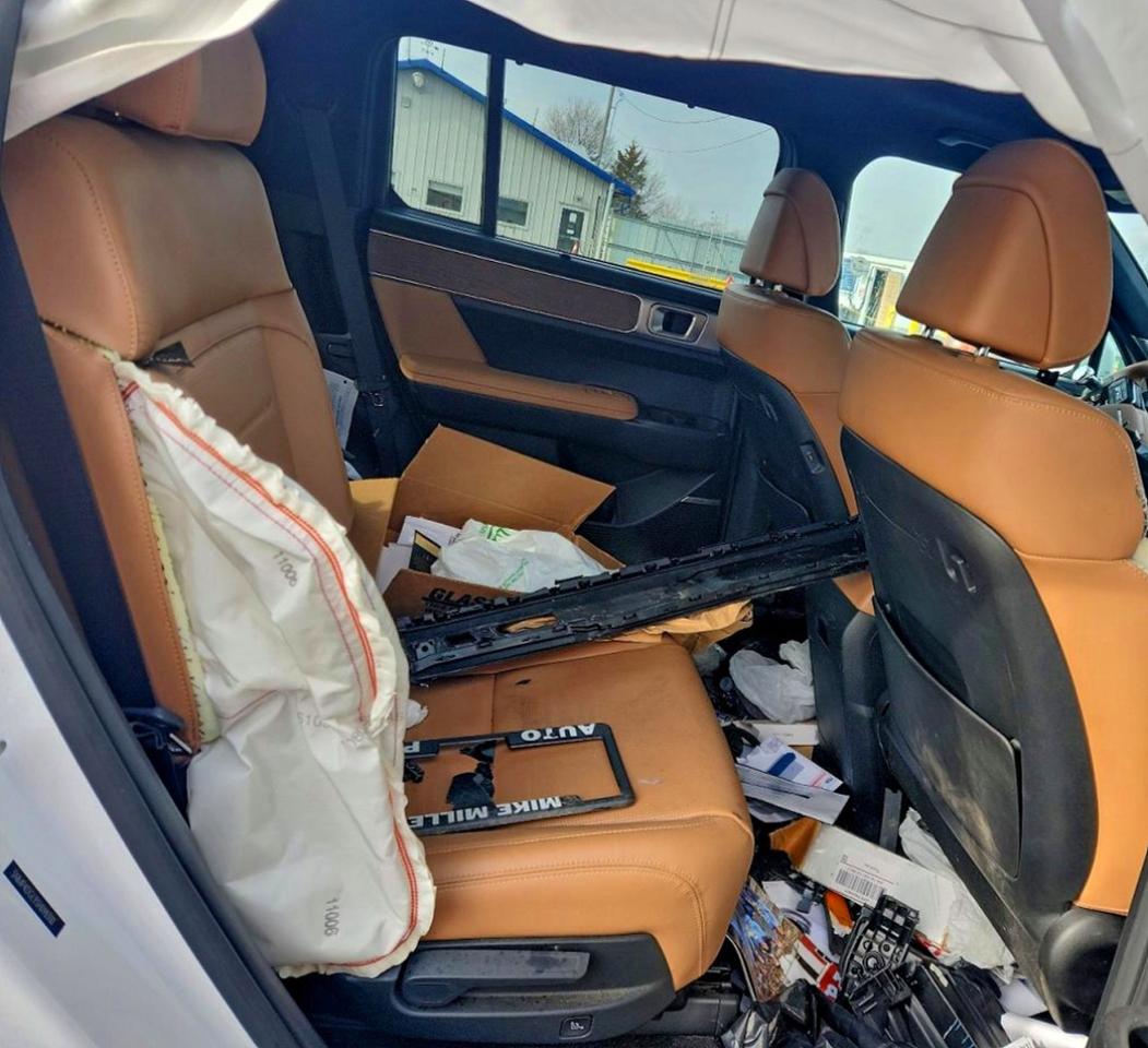 2025 HYUNDAI SANTA FE LIMITED photo 10