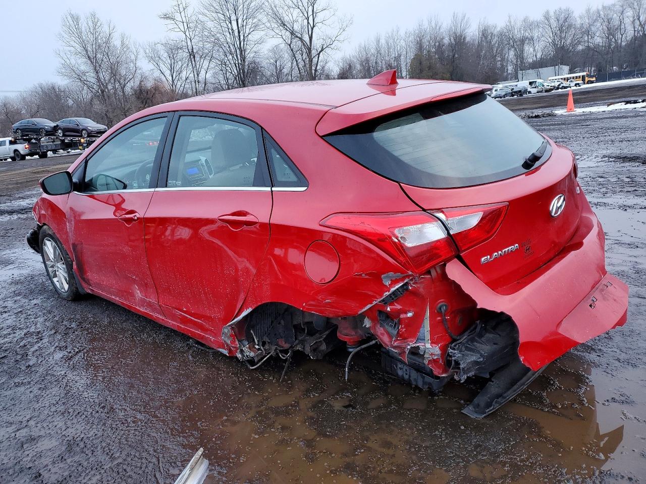 2013 HYUNDAI ELANTRA GT BASE photo 2