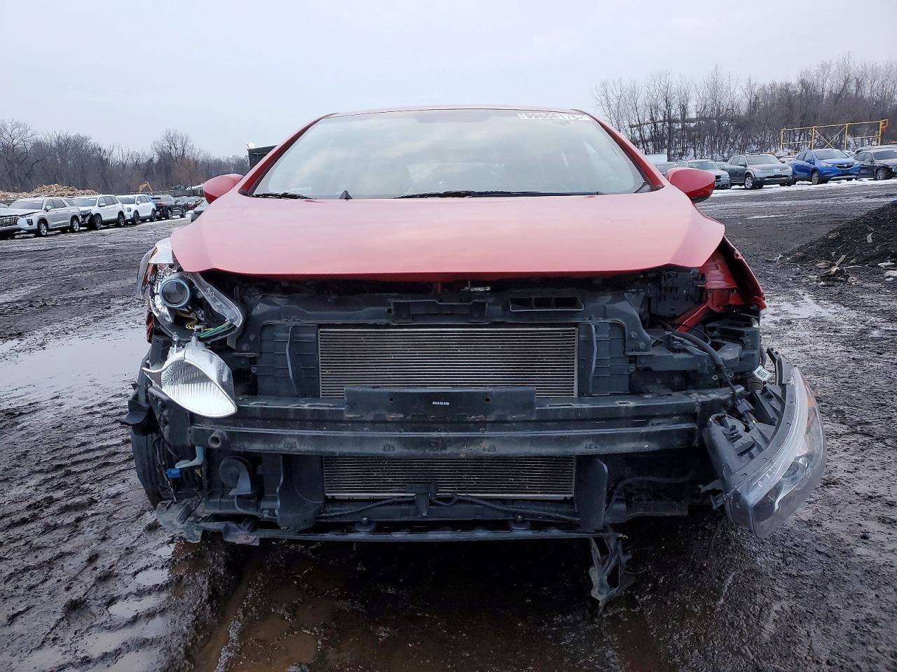 2013 HYUNDAI ELANTRA GT BASE photo 5