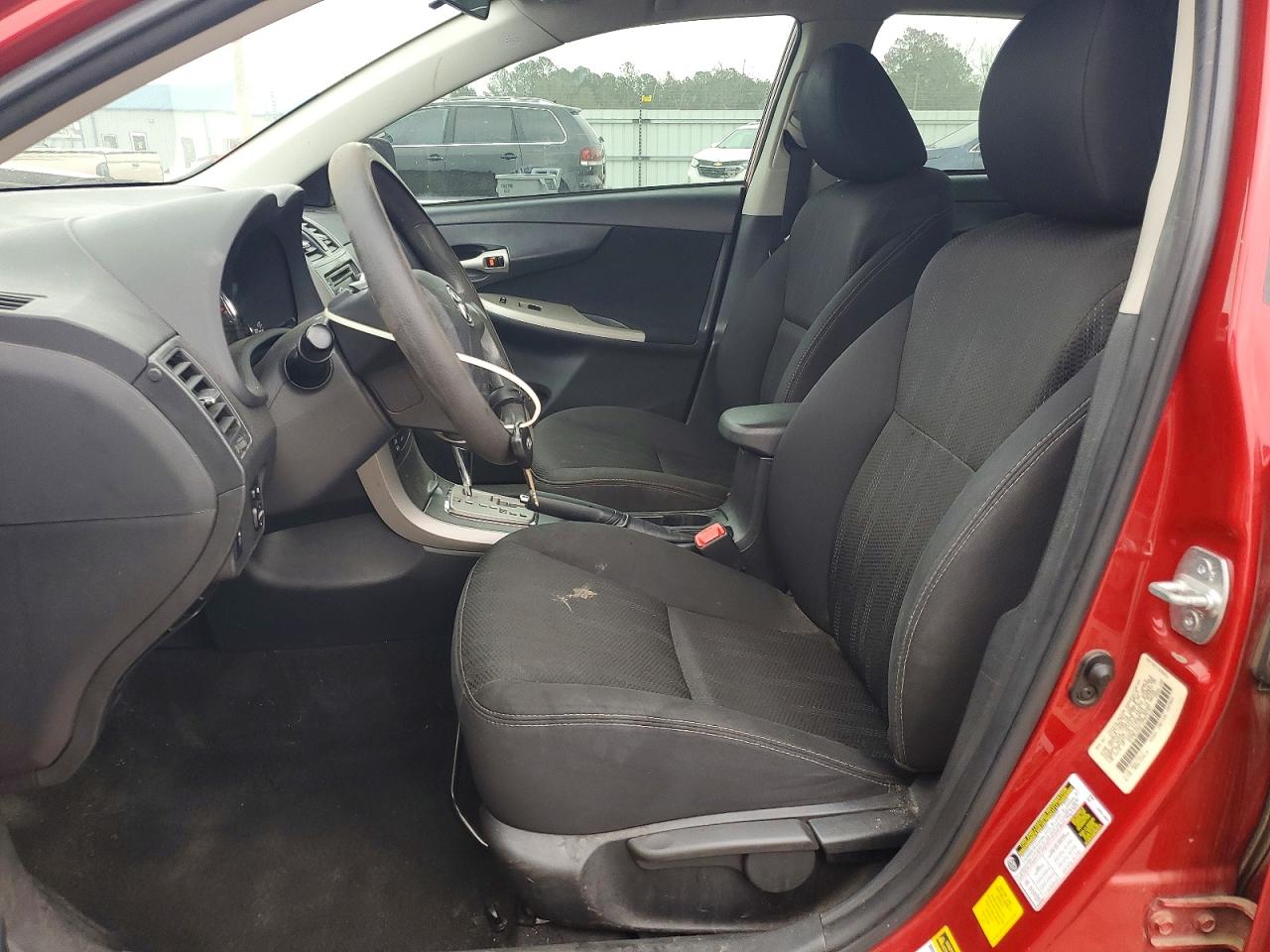 2013 TOYOTA COROLLA BASE photo 7