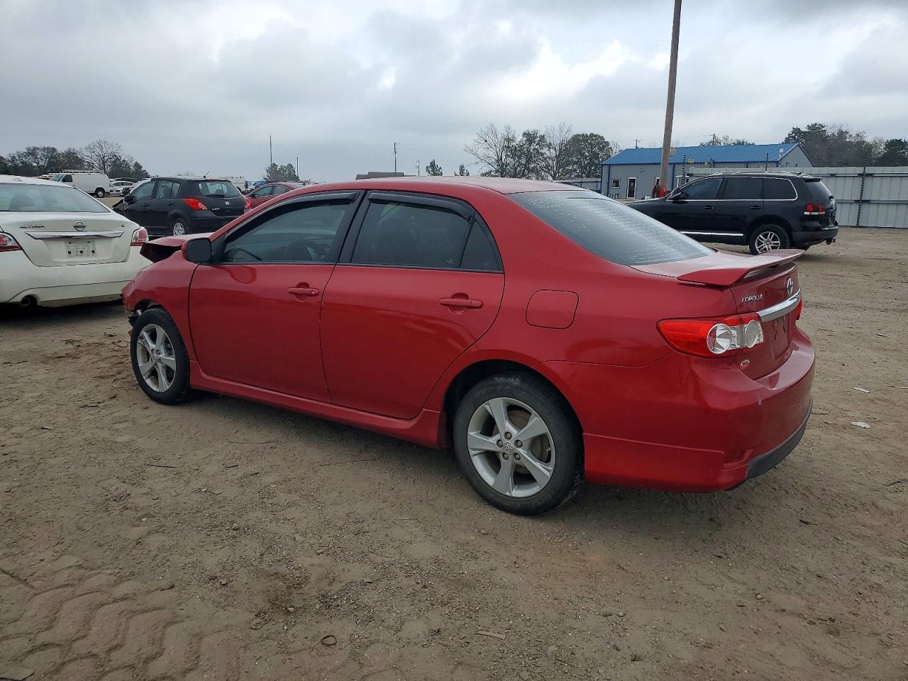 2013 TOYOTA COROLLA BASE photo 2