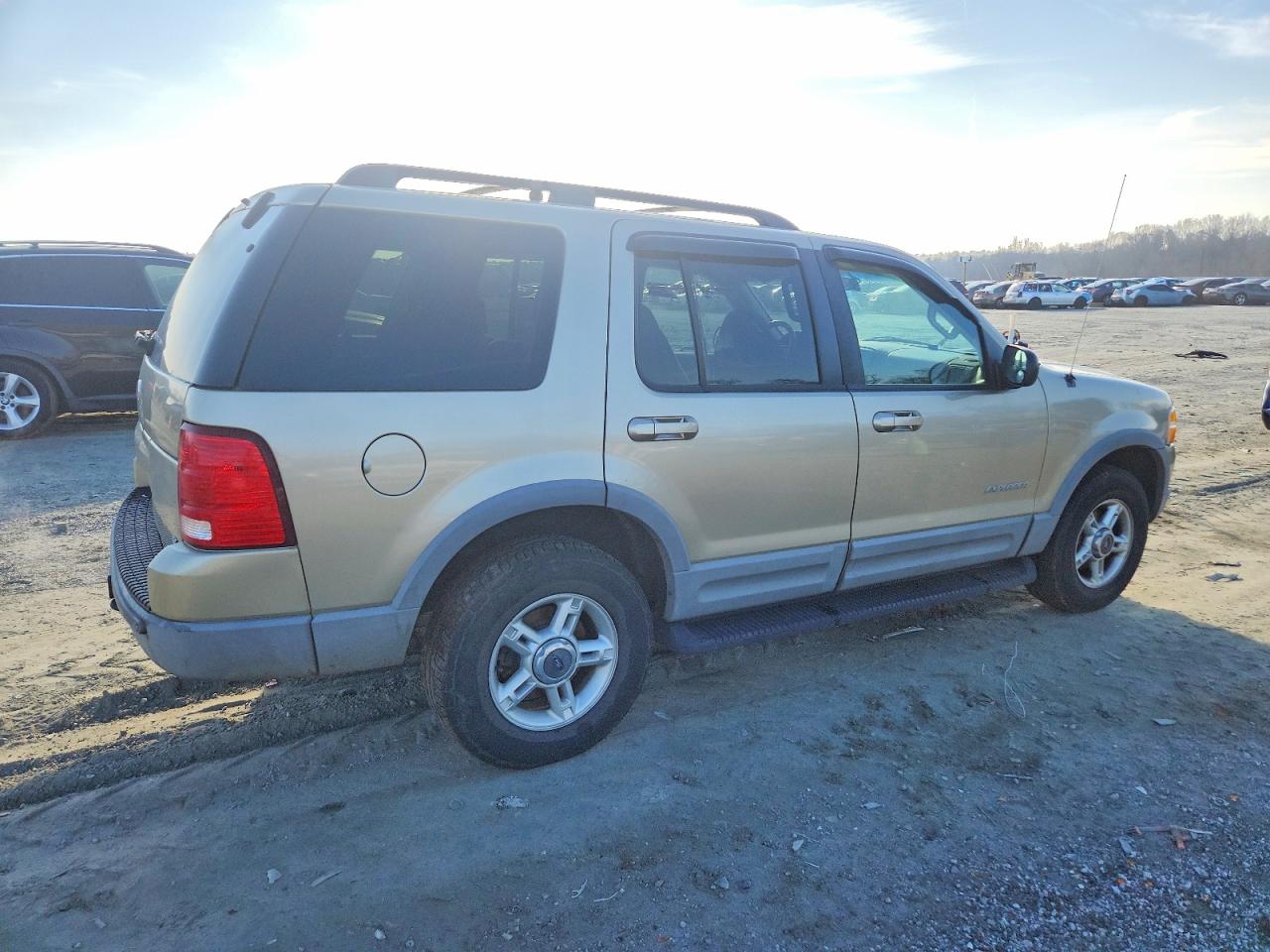 2002 FORD EXPLORER XLT photo 3